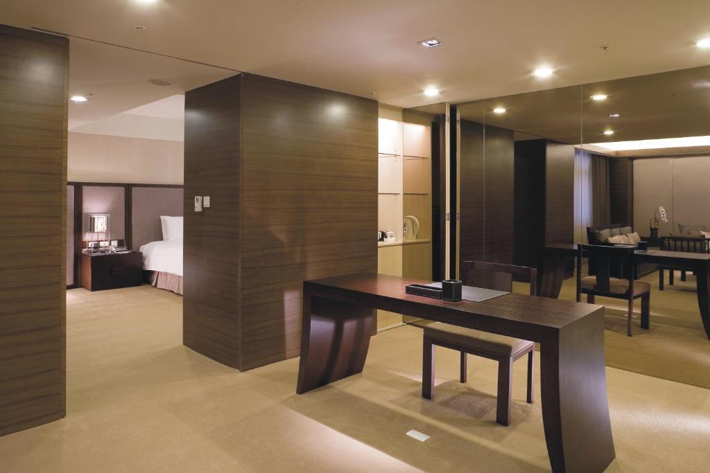 Longbon Resort Beitou Taipei Exterior photo